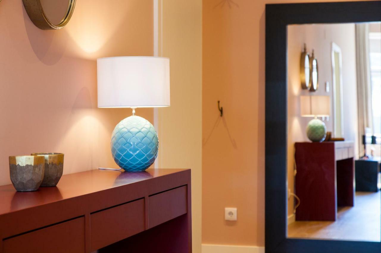 Joivy Sublime 2Br Apt On Restauradores Square Nearby Rossio Station Лиссабон Экстерьер фото