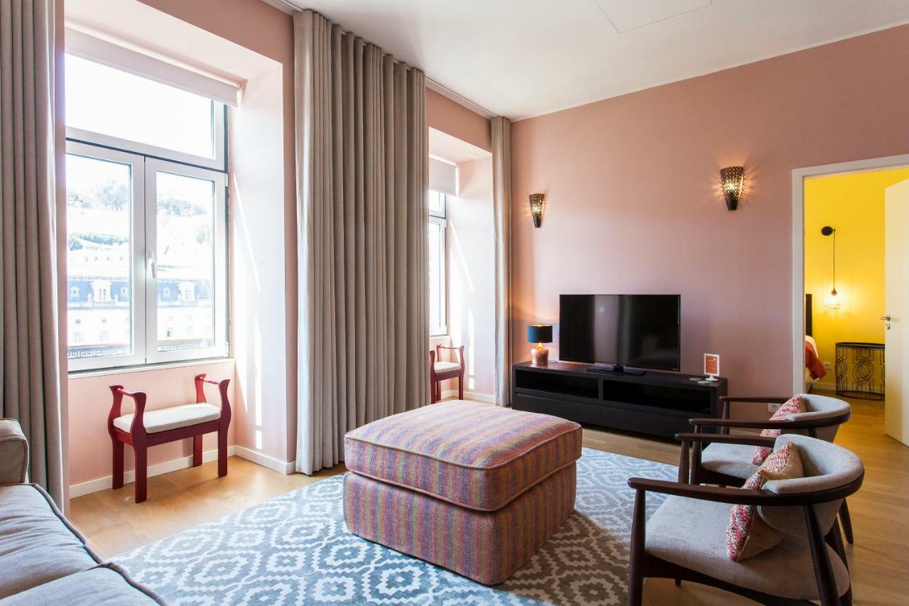Joivy Sublime 2Br Apt On Restauradores Square Nearby Rossio Station Лиссабон Экстерьер фото
